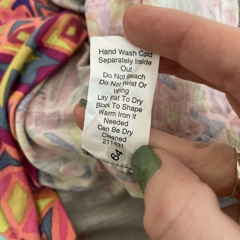 CAbi Harmony Racerback Southwest Geo Print Sleeveless Tank Top Pink Womens Small - Picture 12 of 12